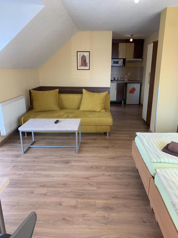 Apartmany Hujer بايموتْسْ المظهر الخارجي الصورة